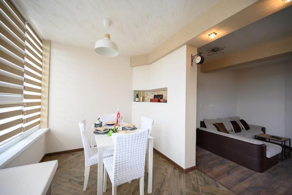 Sunset Luxury Apartment ヴァルナ エクステリア 写真